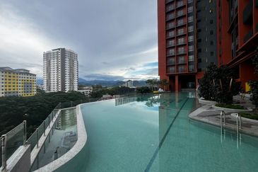 Piccadilly Service Residence @ Greentown