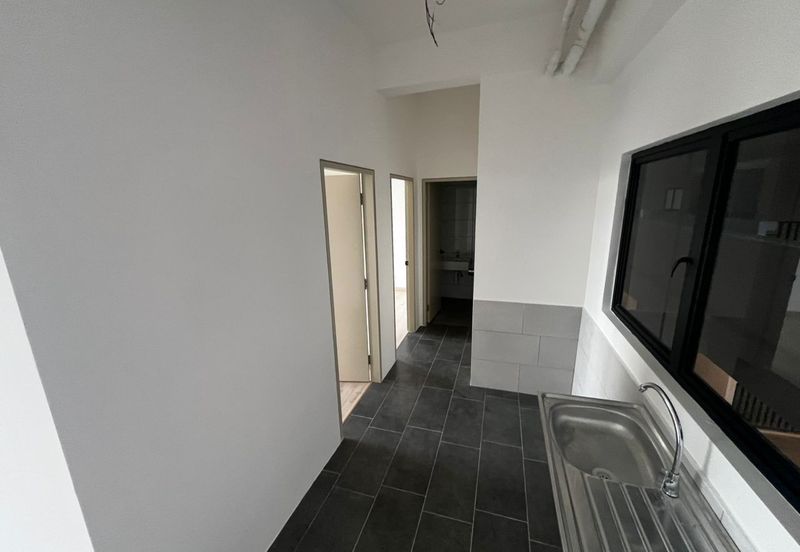 Piccadilly Service Residence @ Greentown