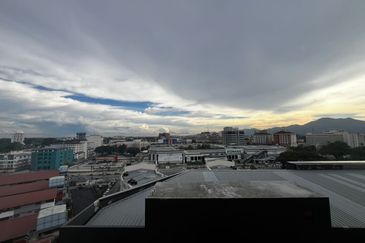 Piccadilly Service Residence @ Greentown