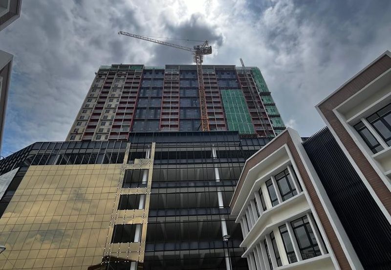 Piccadilly Service Residence @ Greentown