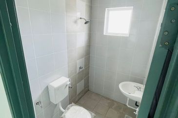 **1 Storey Terrace House for Sale @ Anjung Bercham Utama, Ipoh**