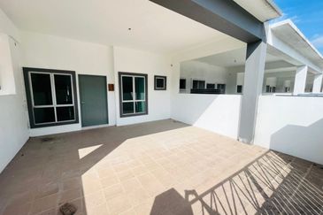 **1 Storey Terrace House for Sale @ Anjung Bercham Utama, Ipoh**
