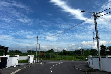 **1 Storey Terrace House for Sale @ Anjung Bercham Utama, Ipoh**