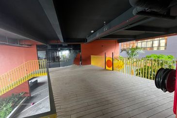 Piccadilly Service Residence @ Greentown