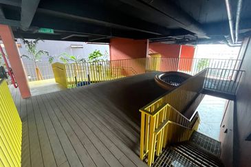 Piccadilly Service Residence @ Greentown