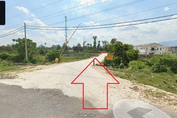 ANJUNG BERCHAM UTAMA