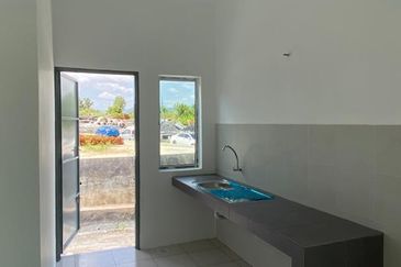 🏡 Kinding Project – Rumah Teres 1 Tingkat (Atas Tanah Tinggi)**