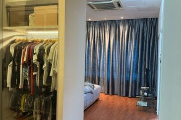 Renovated Semi- D Taman Hijauan Residence, Cheras 2.5 Storey Semi Detached