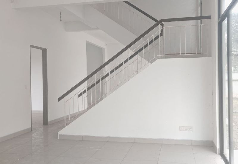 Corner Enstek Never Occupied With 15 Extra Land