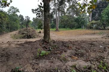 Easy Access to Road Labu Nilai 1 Acre