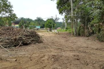 Easy Access to Road Labu Nilai 1 Acre