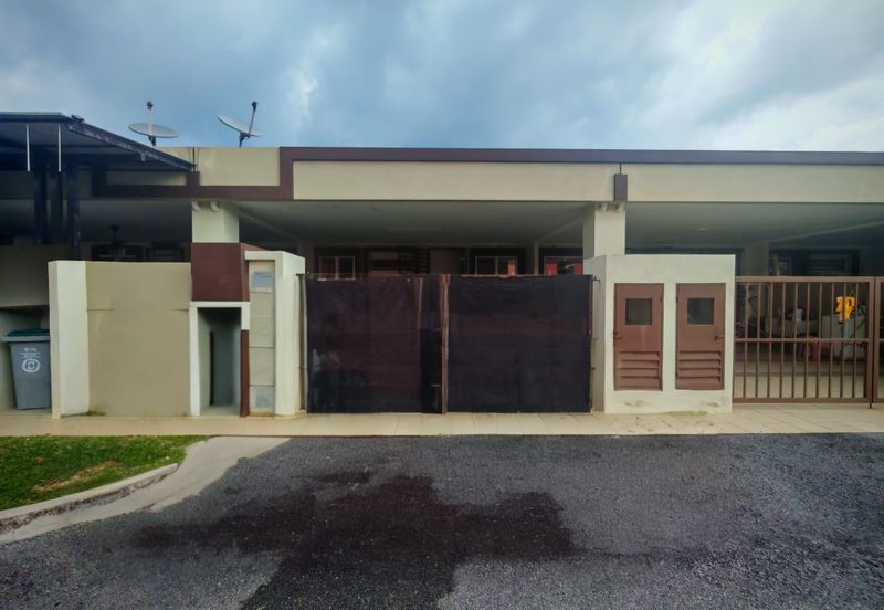 TAMAN BAYU INDERA, LUKUT