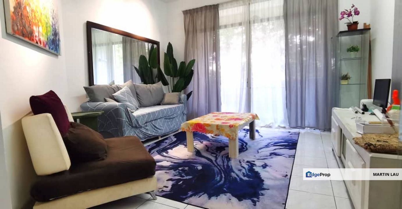 Masteroom Fully Furnished Room for rent. LRT right infront, Kuala Lumpur, Bukit Jalil