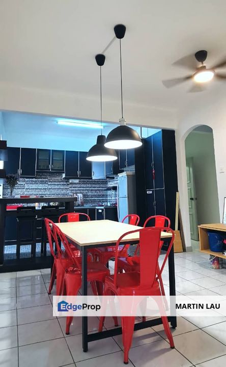 Masteroom Fully Furnished Room for rent. LRT right infront, Kuala Lumpur, Bukit Jalil