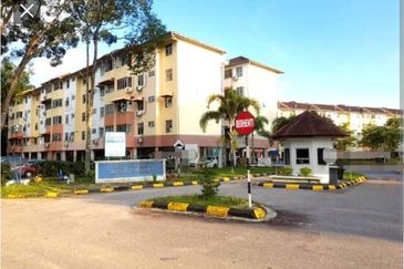 Sri Putra Apartments