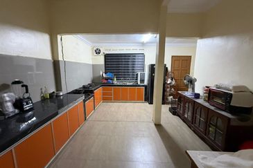 Taman Suria, Simpang Renggam