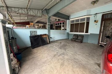 Taman Suria, Simpang Renggam