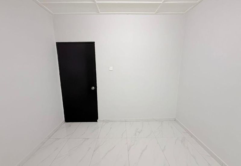 International Lot, Taman Rinting, Masai, Johor