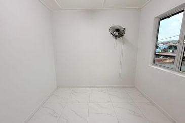 International Lot, Taman Rinting, Masai, Johor