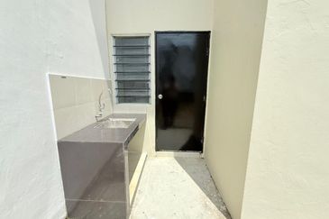 Full Loan, Teres 2 Tingkat, Bandar Layangkasa, Masai, Johor