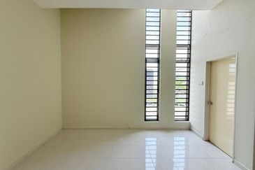 Full Loan, Teres 2 Tingkat, Bandar Layangkasa, Masai, Johor