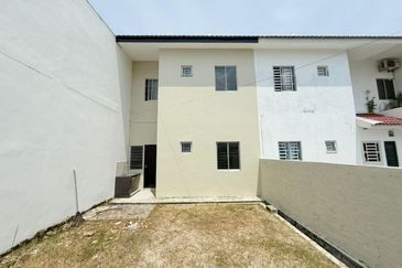 Full Loan, Teres 2 Tingkat, Bandar Layangkasa, Masai, Johor