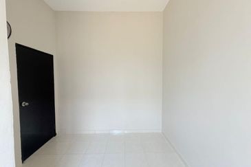 Full Loan, Teres 2 Tingkat, Bandar Layangkasa, Masai, Johor