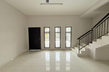 Full Loan, Teres 2 Tingkat, Bandar Layangkasa, Masai, Johor
