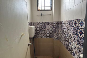 Full Loan, International Lot, Taman Saleng Gaya, Senai