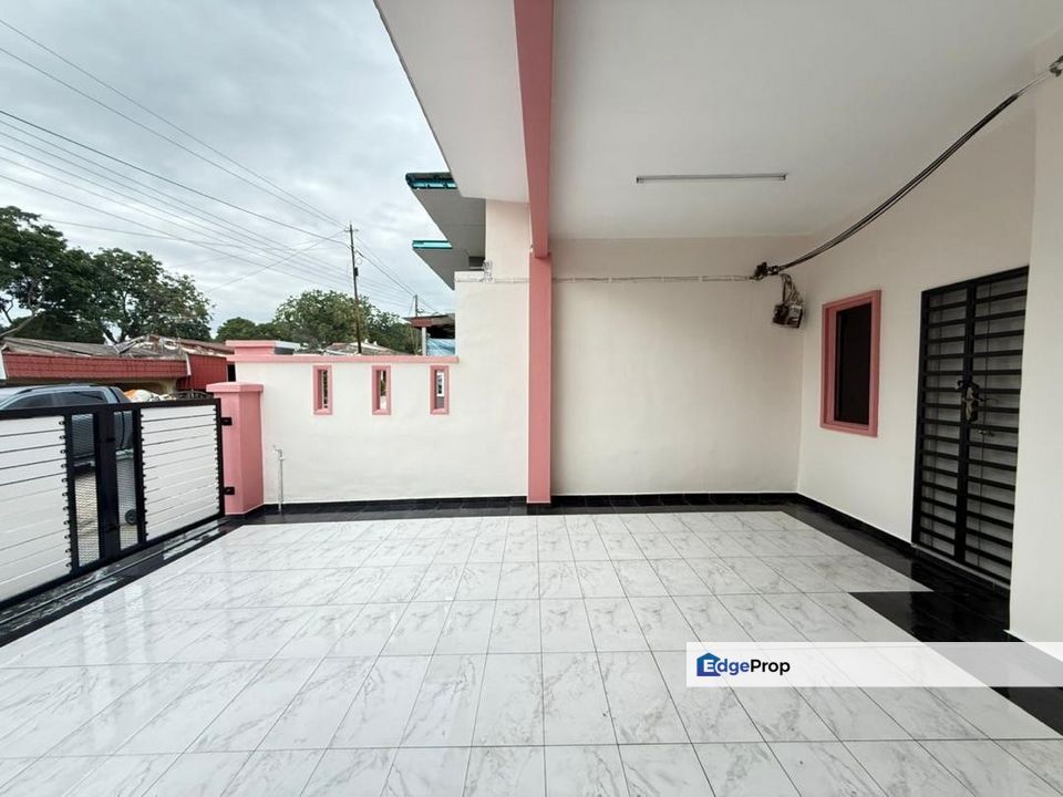 Taman Dahlia, Tampoi, Johor Bahru. International Lot. Full Revovation, Johor, Tampoi