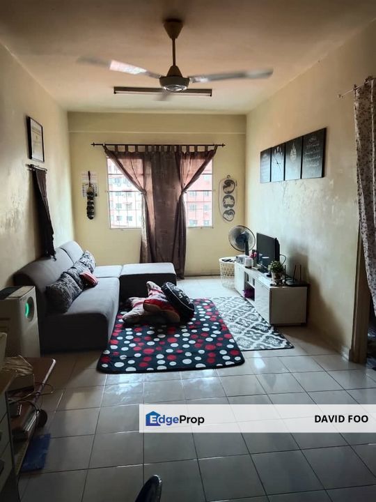 Cemara Apartment Taman Tasik Permaisuri Cheras for SALE, walking