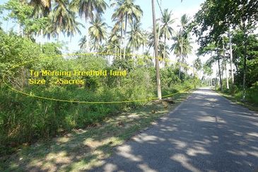 Mersing Town Seafront Freehold Land 25acres