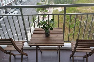 Cameron Somer Square Apartment