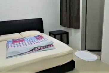 Cameron Somer Square Apartment