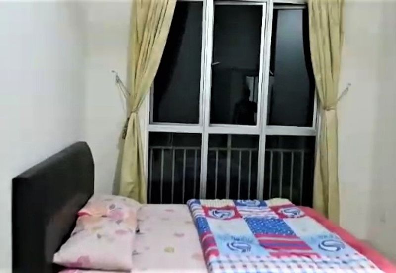 Cameron Somer Square Apartment