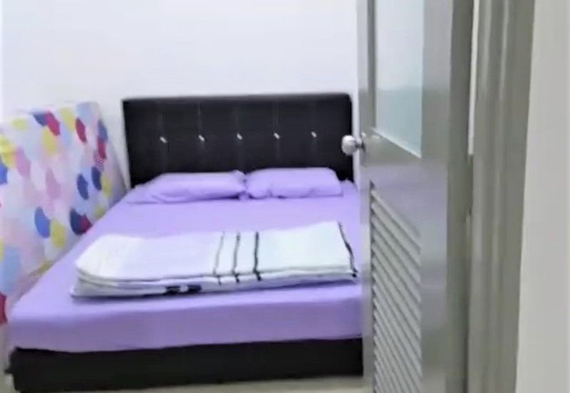 Cameron Somer Square Apartment