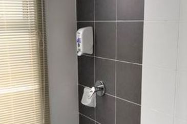 Cameron Barrington Square Apartment For Sales