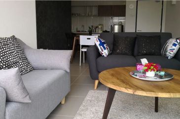 Cameron Barrington Square Apartment For Sales