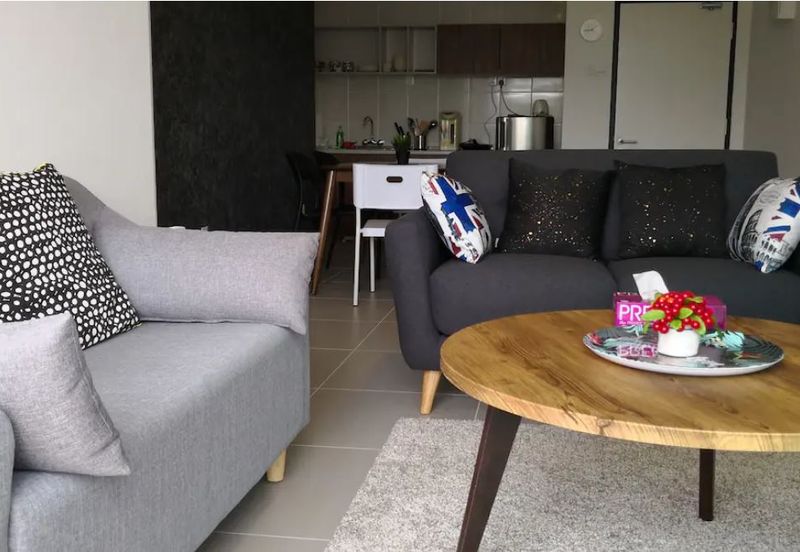 Cameron Barrington Square Apartment For Sales