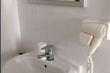 Cameron Barrington Square Apartment For Sales