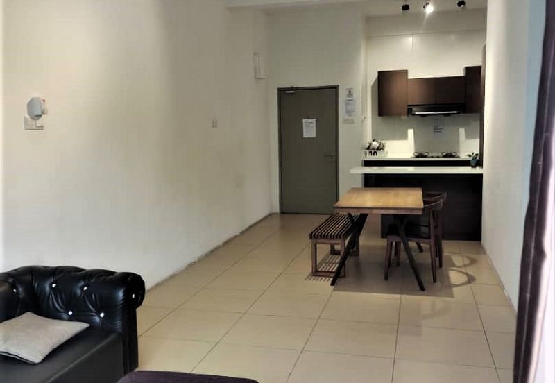 Cameron Somer Square Apartment