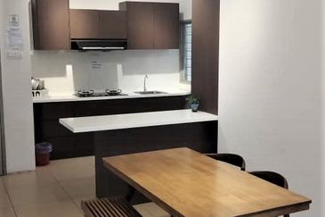 Cameron Somer Square Apartment