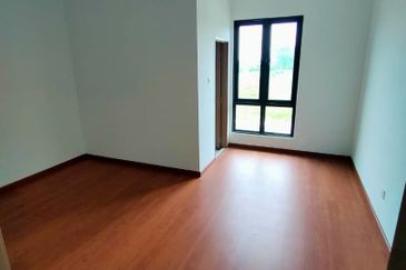 Riviera Morib Bay Double Sty Semi-D House @Resort City-New!!