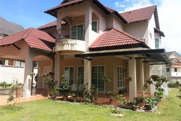 BANDAR BARU TANAH RATA