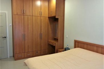 BANDAR BARU TANAH RATA