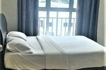 Cameron Somer Square Apartment