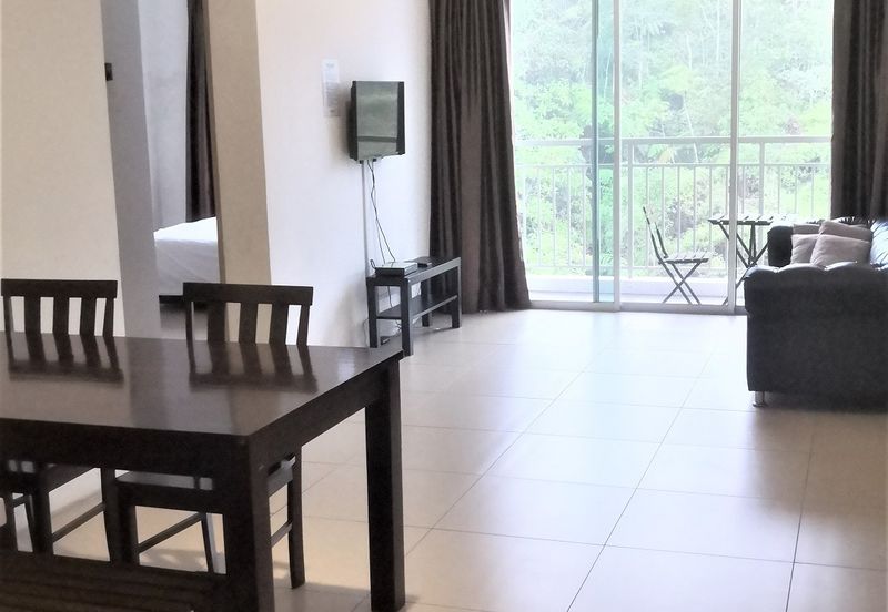 Cameron Somer Square Apartment