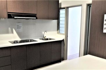 Cameron Somer Square Apartment