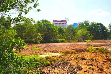 JALAN MITC Bangunan Land- Ayer Keroh Land-Melaka