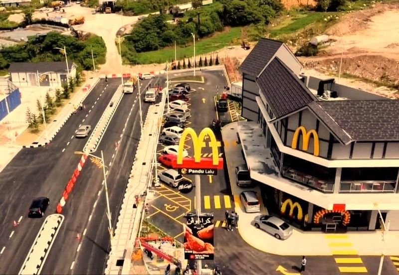 Cameron Somer Square Apartment